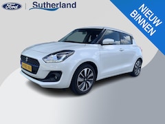 Suzuki Swift - 1.2 Stijl Smart Hybrid | Trekhaak | Stoelverwarming | Climate Control | Camera | Lichtmeta
