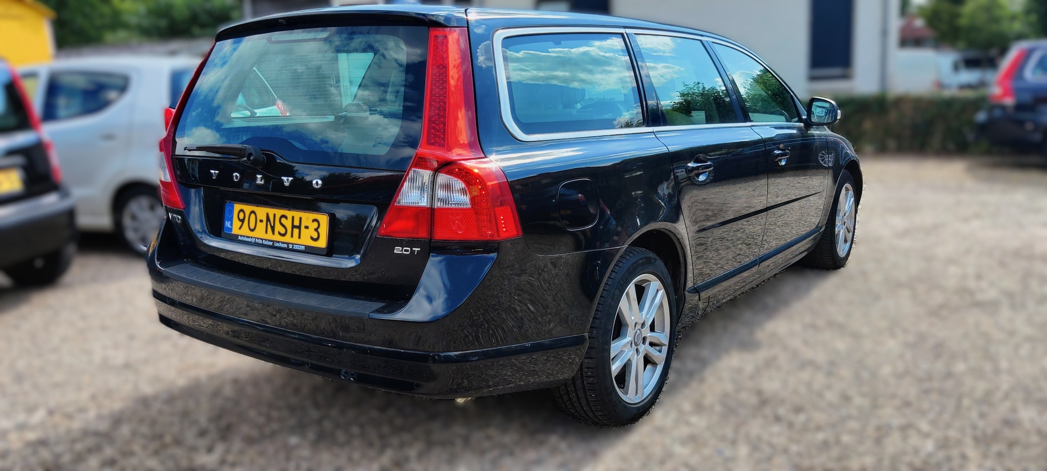 Volvo V70 - 2.0T Summum Lederen bekleding, airco, cruise control.