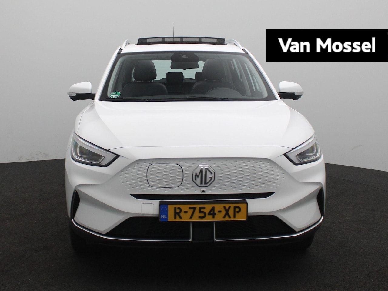 MG MG ZS EV - Long Range Luxury 70 kWh | Apple Carplay/Android Auto | Panoramadak | Cruise Control | Sto - AutoWereld.nl
