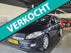 Hyundai i30 - 1.6i Dynamic Business/AIRCO/5-DEURS/APK 3-2027/
