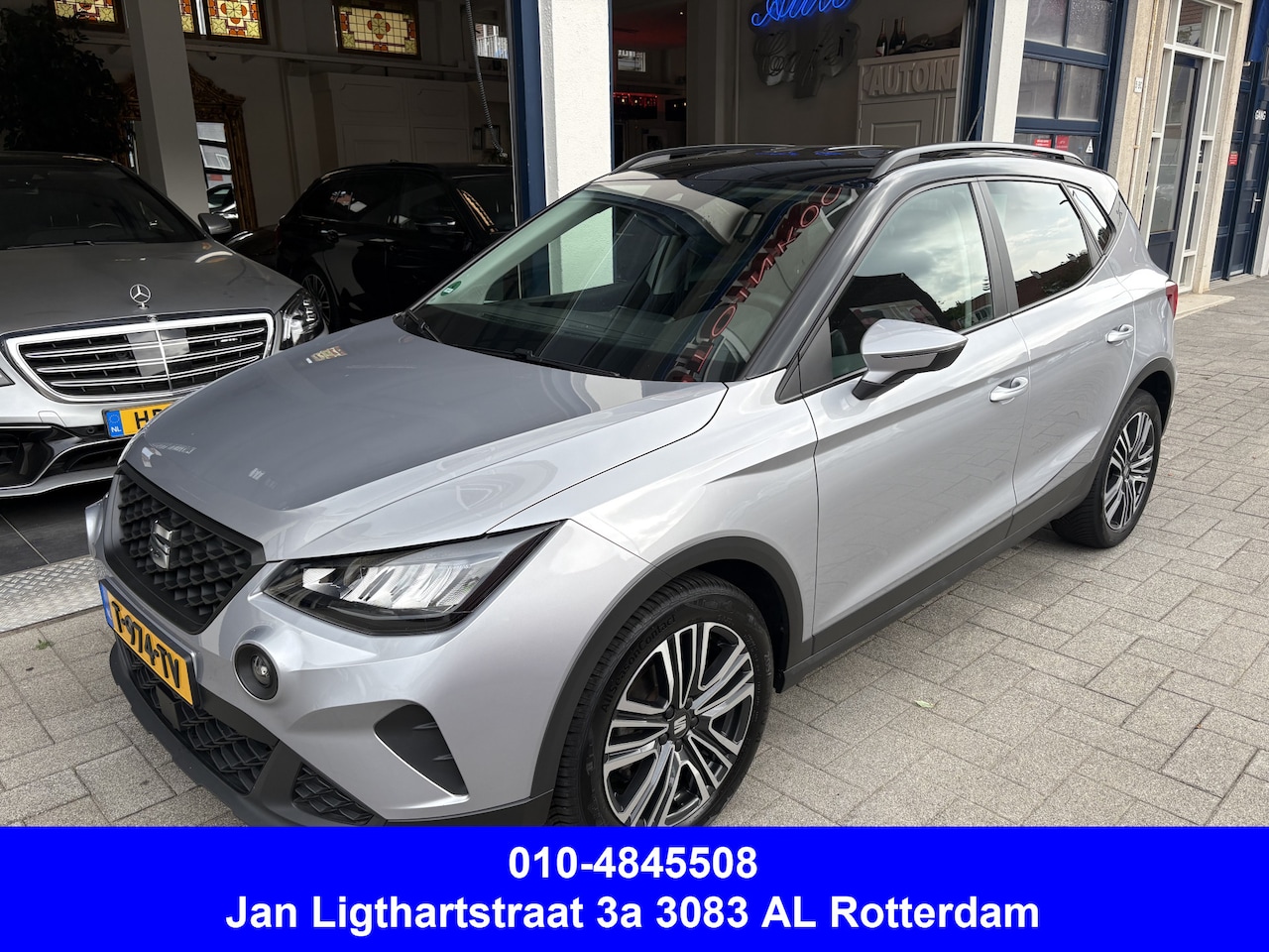 SEAT Arona - 1.0 TSI Style Business Connect NL AUTO/1E EIGENAAR/CARPLAY/NIEUWSTAAT - AutoWereld.nl
