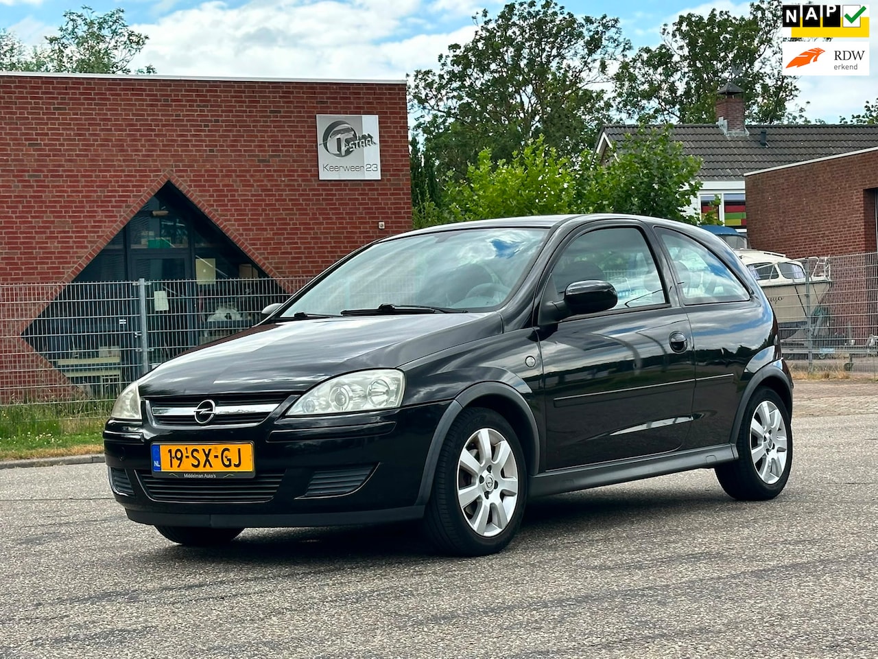 Opel Corsa - 1.4-16V Silverline Ijskoude Airco*LM velgen*Elektrische ramen*Stuurbekrachtiging* - AutoWereld.nl