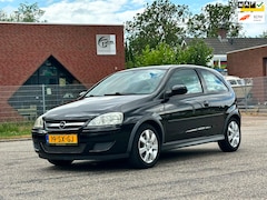 Opel Corsa - 1.4-16V Silverline Ijskoude Airco*LM velgen*Elektrische ramen*Stuurbekrachtiging