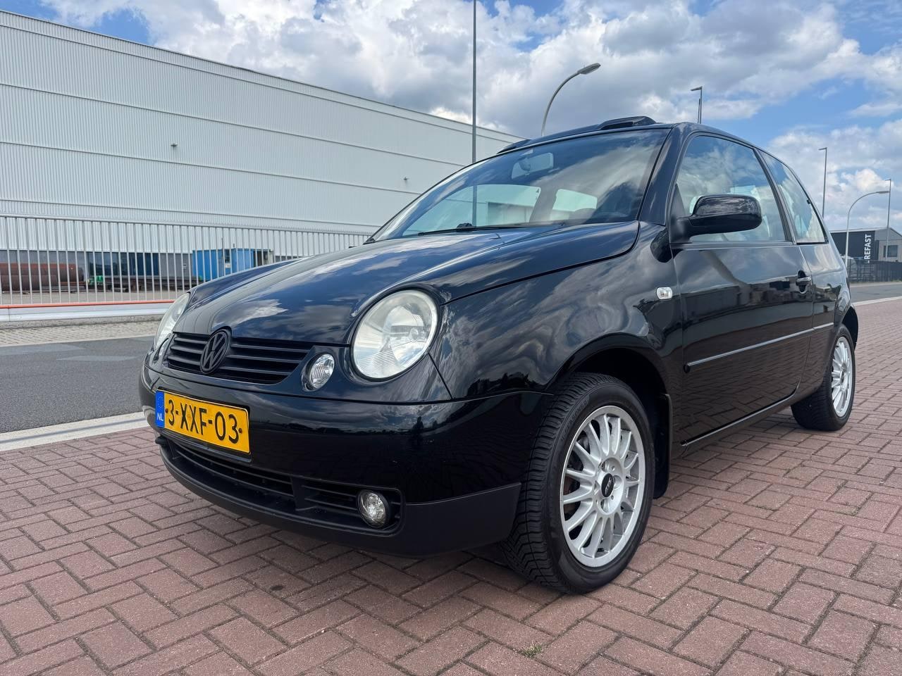 Volkswagen Lupo - 1.4-16V /Airco/Halve cabrio/Scherm/Nieuwe APK - AutoWereld.nl
