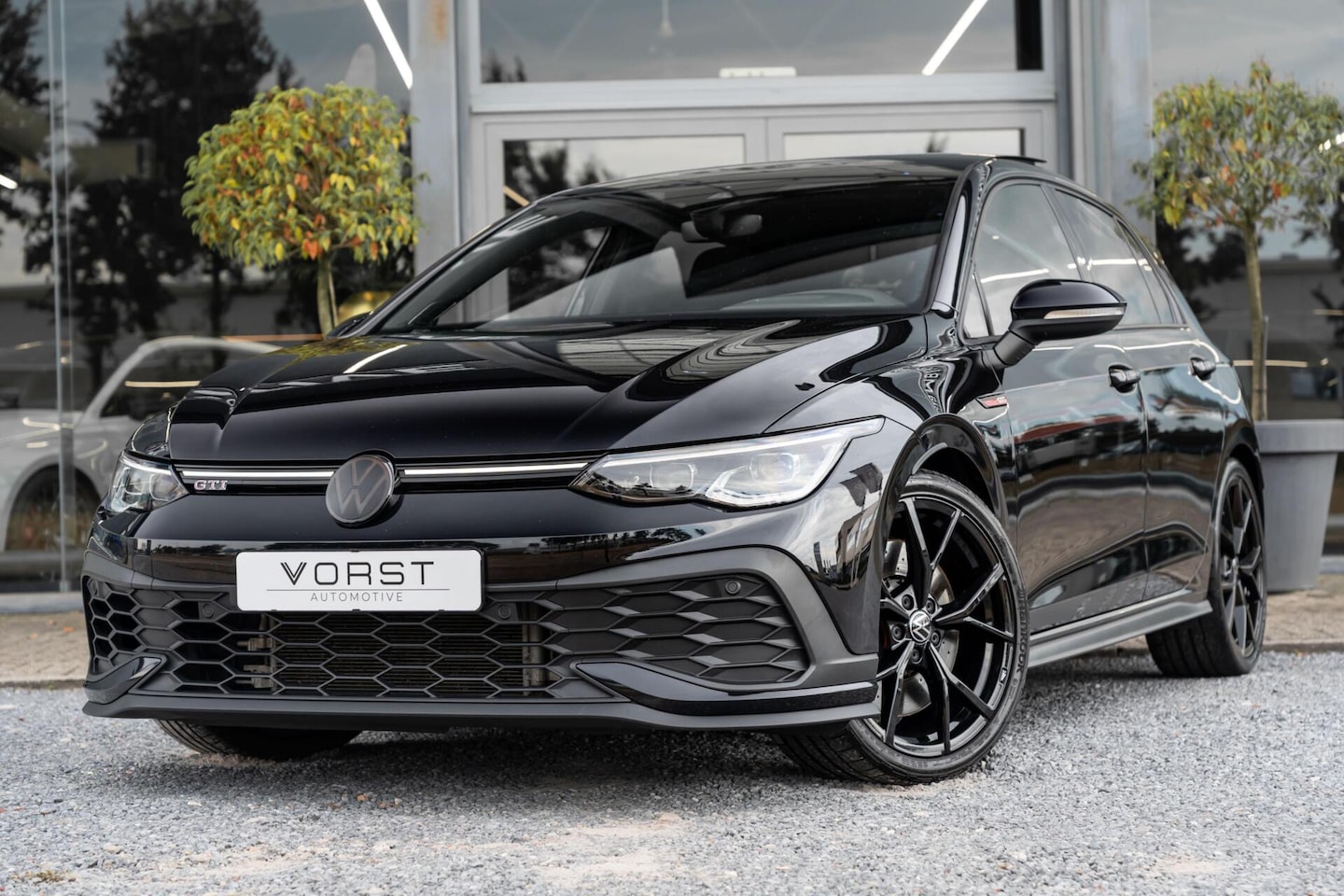 Volkswagen Golf - 2.0 TSI GTI Clubsport Pano HK DSG LED HUD - AutoWereld.nl