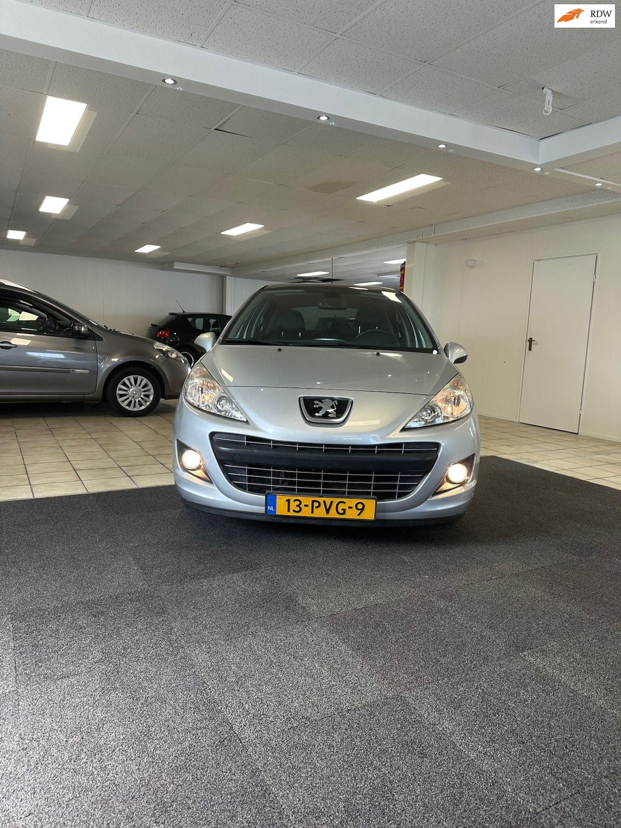 Peugeot 207 - 1.6 VTi Allure.Automaat,NAP,Airco - AutoWereld.nl