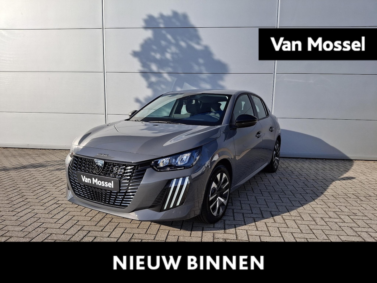 Peugeot 208 - 1.2 PureTech 75pk Active / Sensoren Achter / Voorraad Voordeel / Navigatie / Draadloze Car - AutoWereld.nl