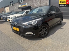 Hyundai i20 - 1.0 T-GDI Black Edition | 1E EIGENAAR | 3/6 OF 12 MND GARANTIE | NAVI | CAMERA | CRUISE |
