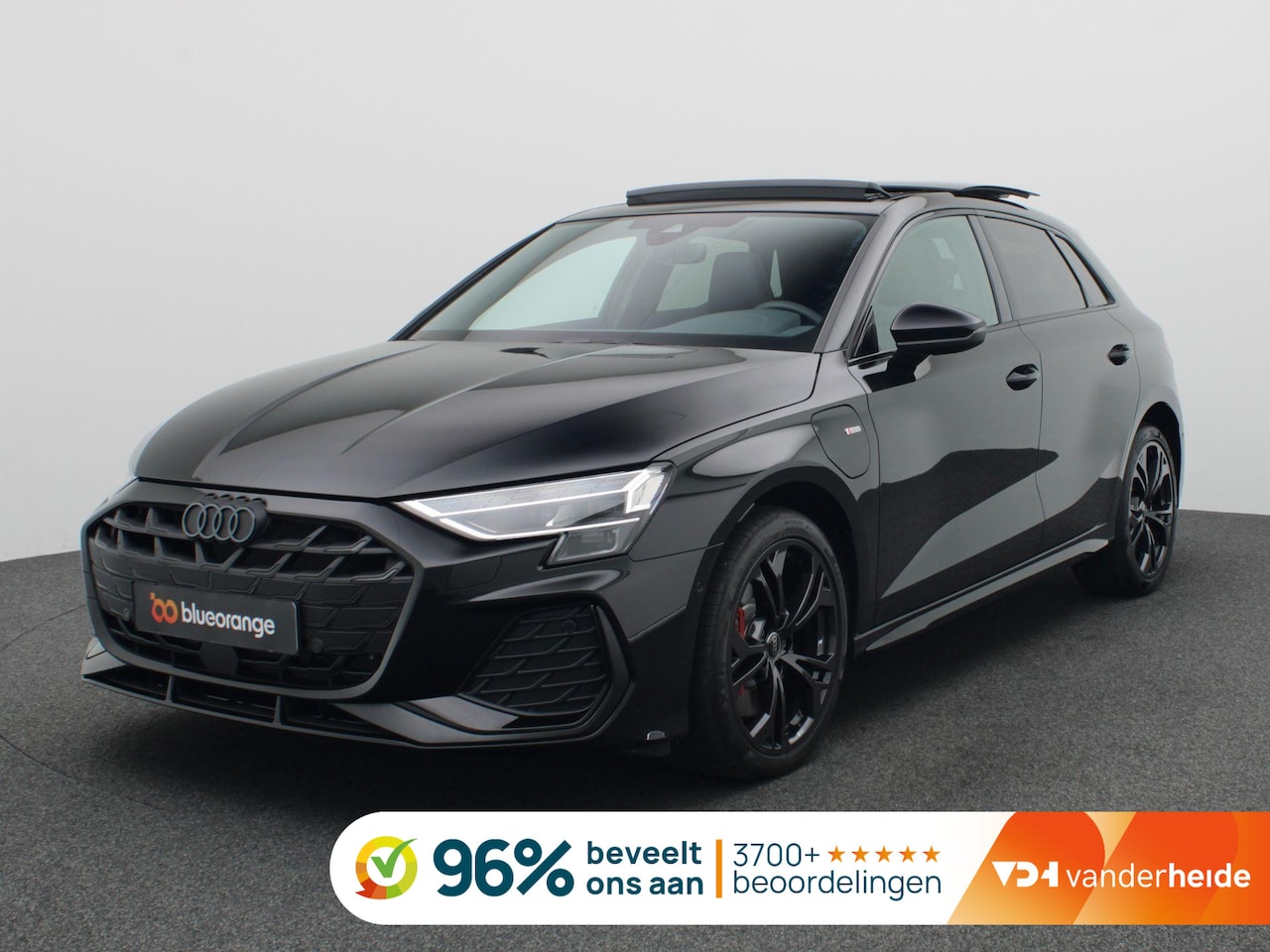 Audi A3 Sportback - 45 TFSI e S edition Competition 272PK S-Tronic S-Line, Pano-Schuifdak, Memorystoel, Achter - AutoWereld.nl