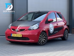 Toyota Aygo - 1.0-12V/68pk|LEES TEKST|Airco|Navi|Bluetooth|Getint Glas|16" Sportvelgen Borbet