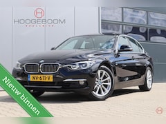 BMW 3-serie - 320i Luxury Line
