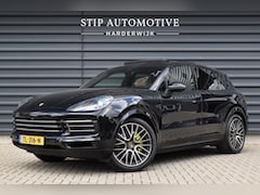 Porsche Cayenne - 3.0 E-Hybrid 462pk Sport Chrono | Pano | Trekhaak | 360 Camera | Bose | Stuurverwarming |