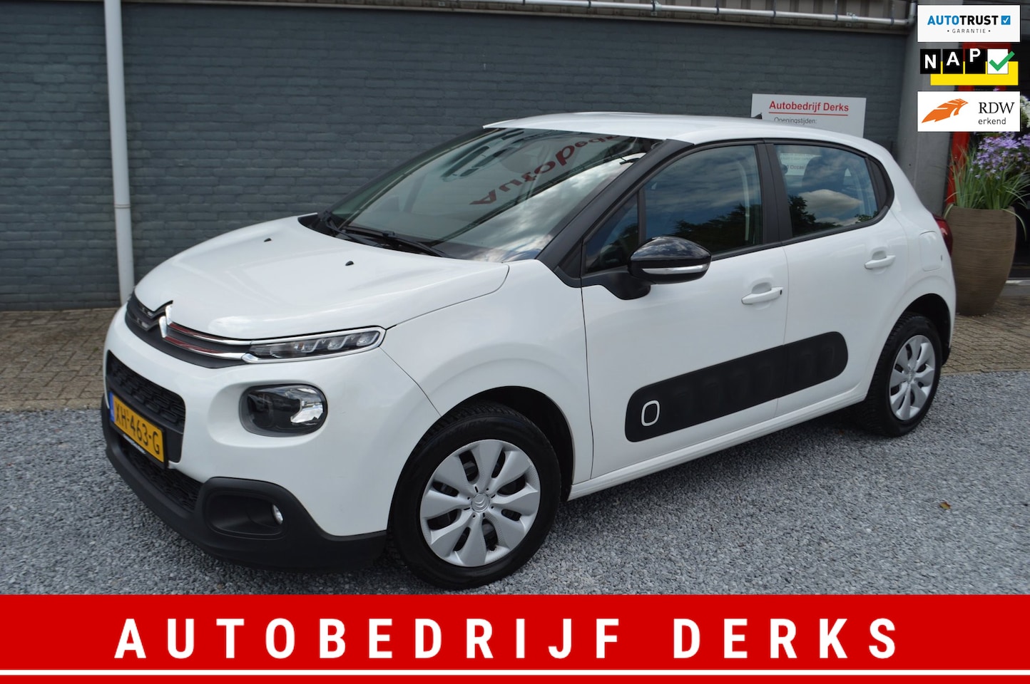 Citroën C3 - 1.2 PureTech S&S Feel Airco | Navi | Nieuwstaat | Garantie - AutoWereld.nl