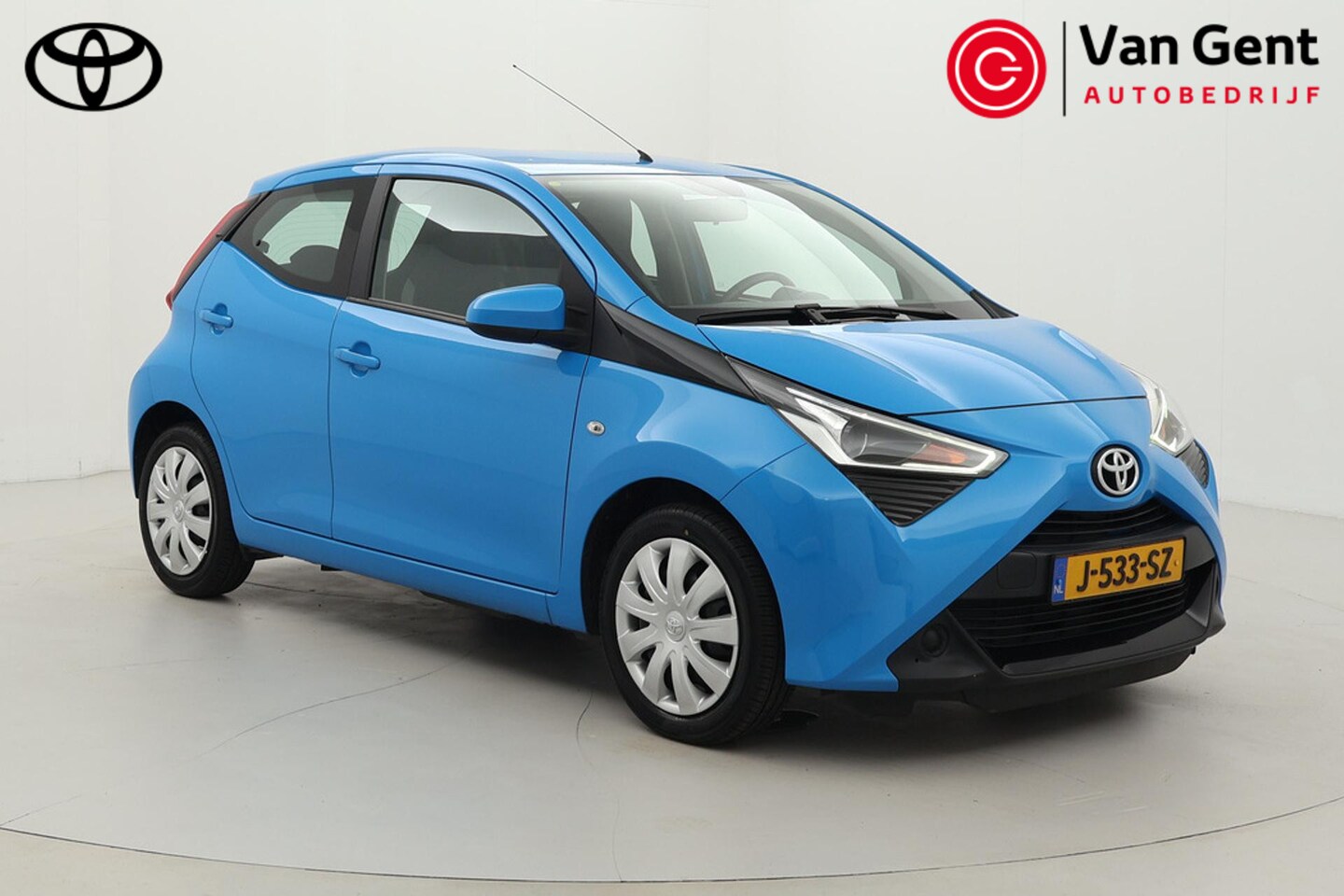 Toyota Aygo - 1.0 VVT-i x-play | Apple Carplay / Android Auto | Airco | Camera | Bluetooth - AutoWereld.nl
