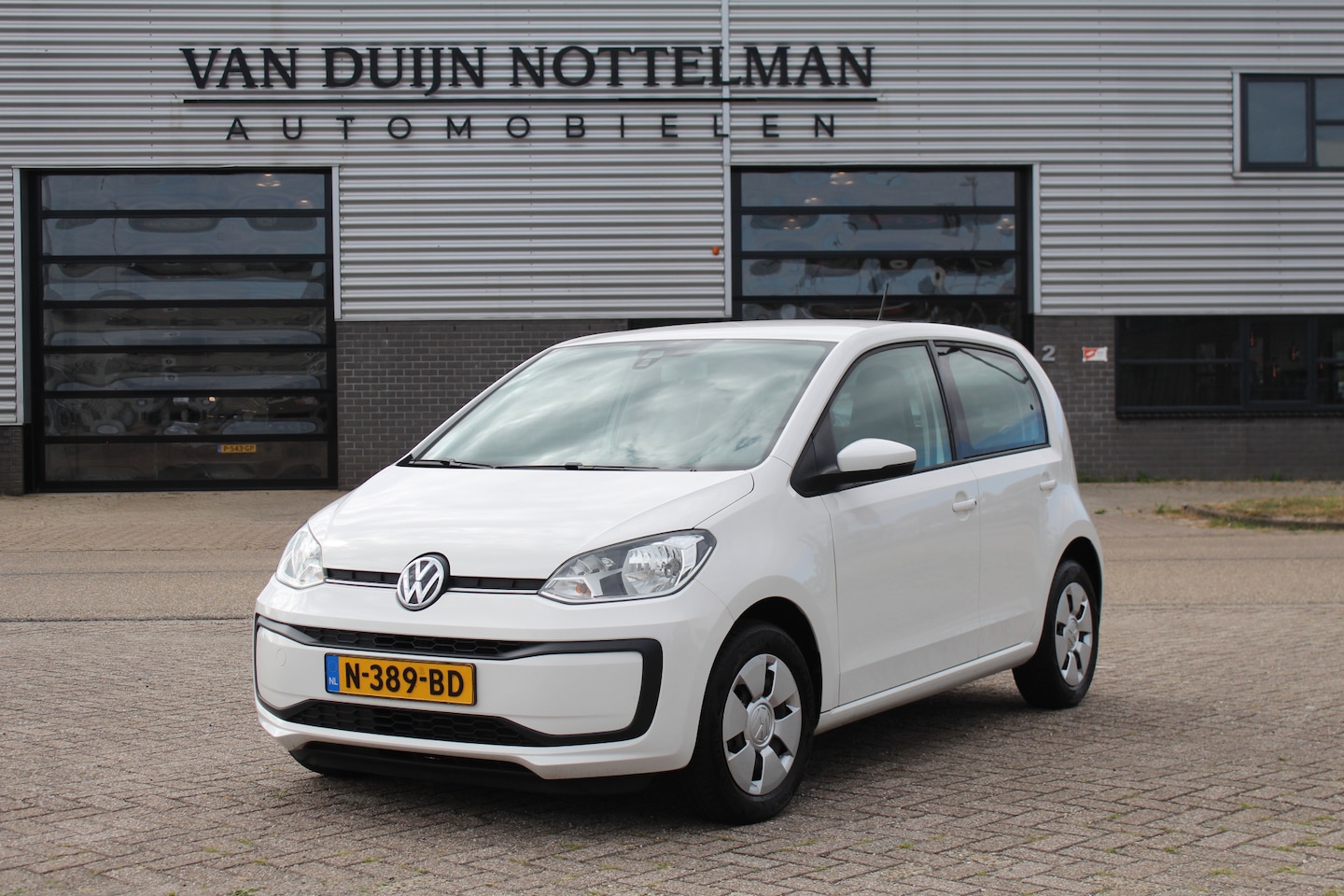 Volkswagen Up! - 1.0 BMT Move up! / Airco / Cruise / PDC / 5 Deurs - AutoWereld.nl