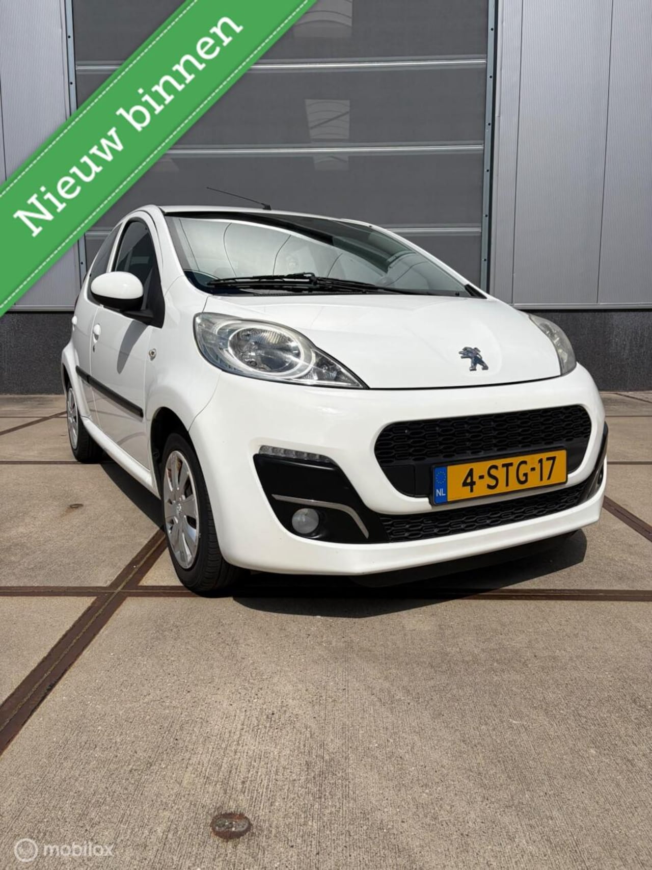 Peugeot 107 - 1.0 Active 1.0 Active - AutoWereld.nl