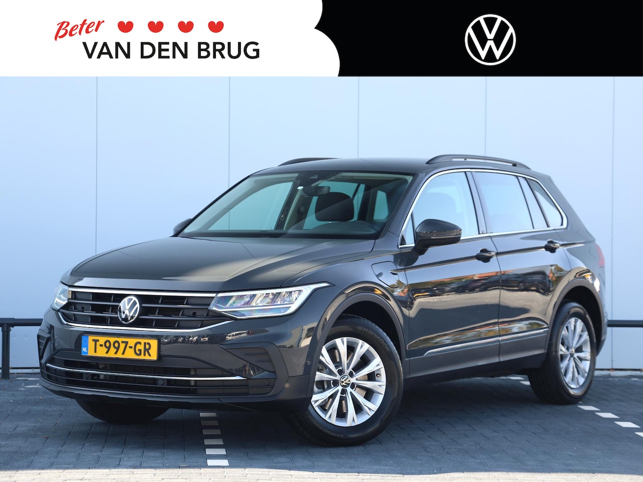 Volkswagen Tiguan - 1.4 TSI eHybrid Life Business 245pk DSG | Navigatie | Camera | Trekhaak | Stoel- en Stuurv - AutoWereld.nl