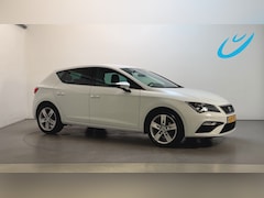SEAT Leon - 1.0 TSI 116pk FR Ultimate Edition LED Stoelverwarming Camera Trekhaak Leder-Stof