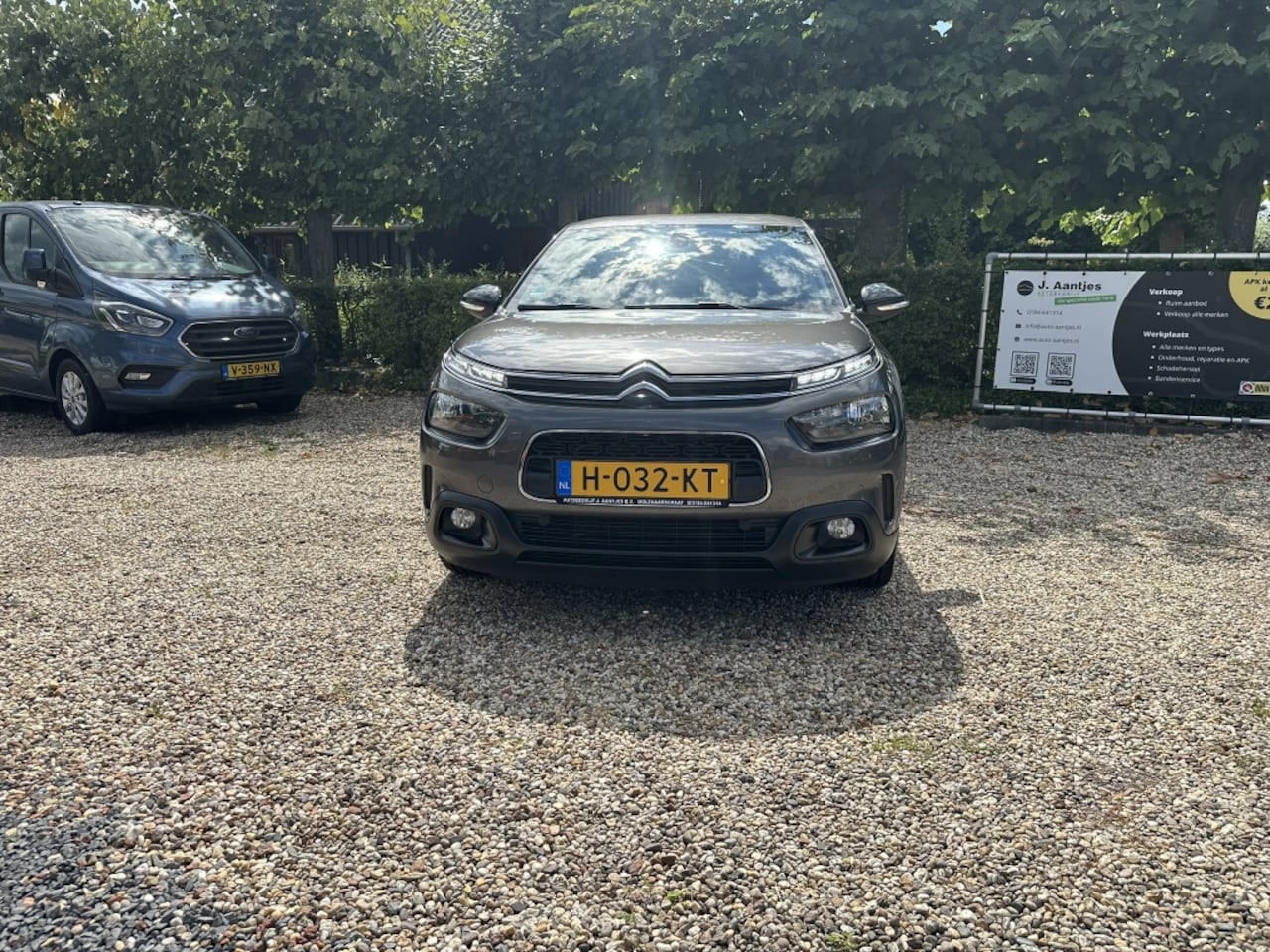 Citroën C4 Cactus - 1.2 110PK Business Navi/Carplay/PDC