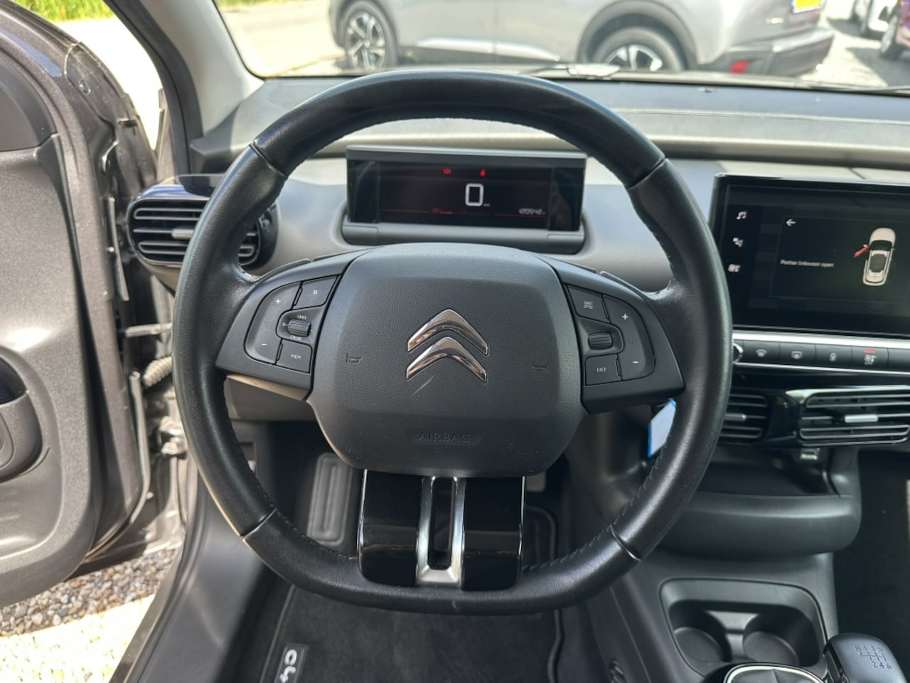 Citroën C4 Cactus - 1.2 110PK Business Navi/Carplay/PDC