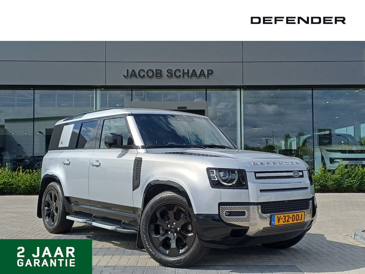 Land Rover Defender Hard Top - 3.0 D250 110 X-Dynamic SE | Nieuw door ons geleverd | Khaki leder | Elektr. trekhaak tot 3 - AutoWereld.nl
