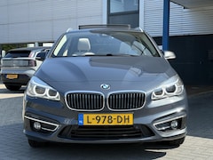BMW 2-serie Active Tourer - 225xe iPerformance High Executive | PHEV | Panoramadak | Stoelverwarming | Leder | Head-Up