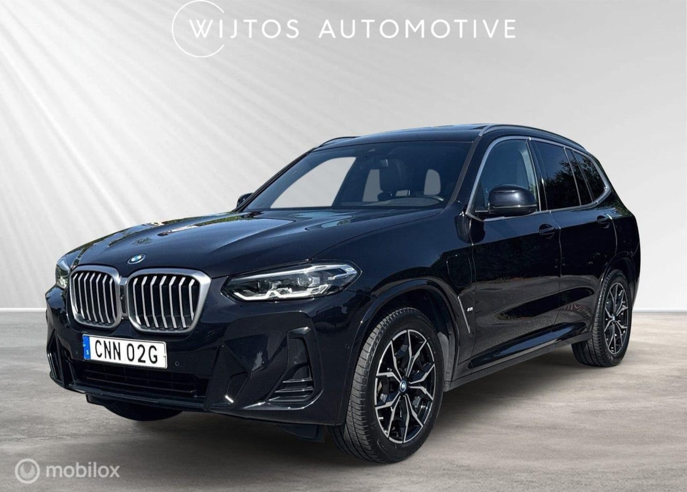 BMW X3 - xDrive30e 292 pk M-Sport, pano, H/K, trekhaak - AutoWereld.nl
