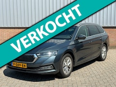 Skoda Octavia Combi - 1.0 TSI Head-Up Display/ Keyless/ Camera/ Trekhaak