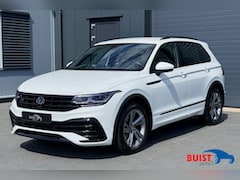 Volkswagen Tiguan - 1.5 TSI 150pk R-Line Business+ BLACK STYLE PACK TREKHAAK 73333KM