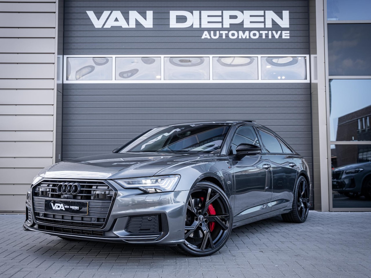 Audi A6 Limousine - 55 TFSI e quattro Competition - Pano l Matrix l Rs-seats - AutoWereld.nl