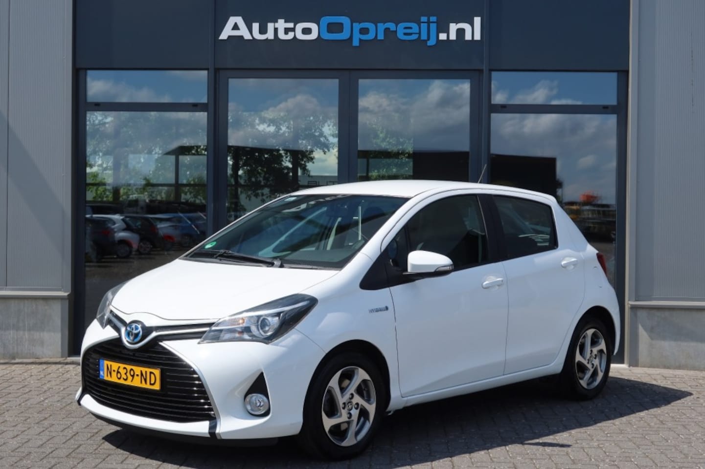 Toyota Yaris - 1.5 Hybrid Now AUTOMAAT Clima, Cruise - AutoWereld.nl