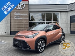 Toyota Aygo X - HYBRID 115 ENVY NIEUW EN DIRECT LEVERBAAR LED PARK-SENSOREN KEYLESS STOELVERW APPLE/ANDROI