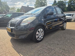 Toyota Yaris - 1.0 VVTi Acces ( A.P.K. Juli 2027 )