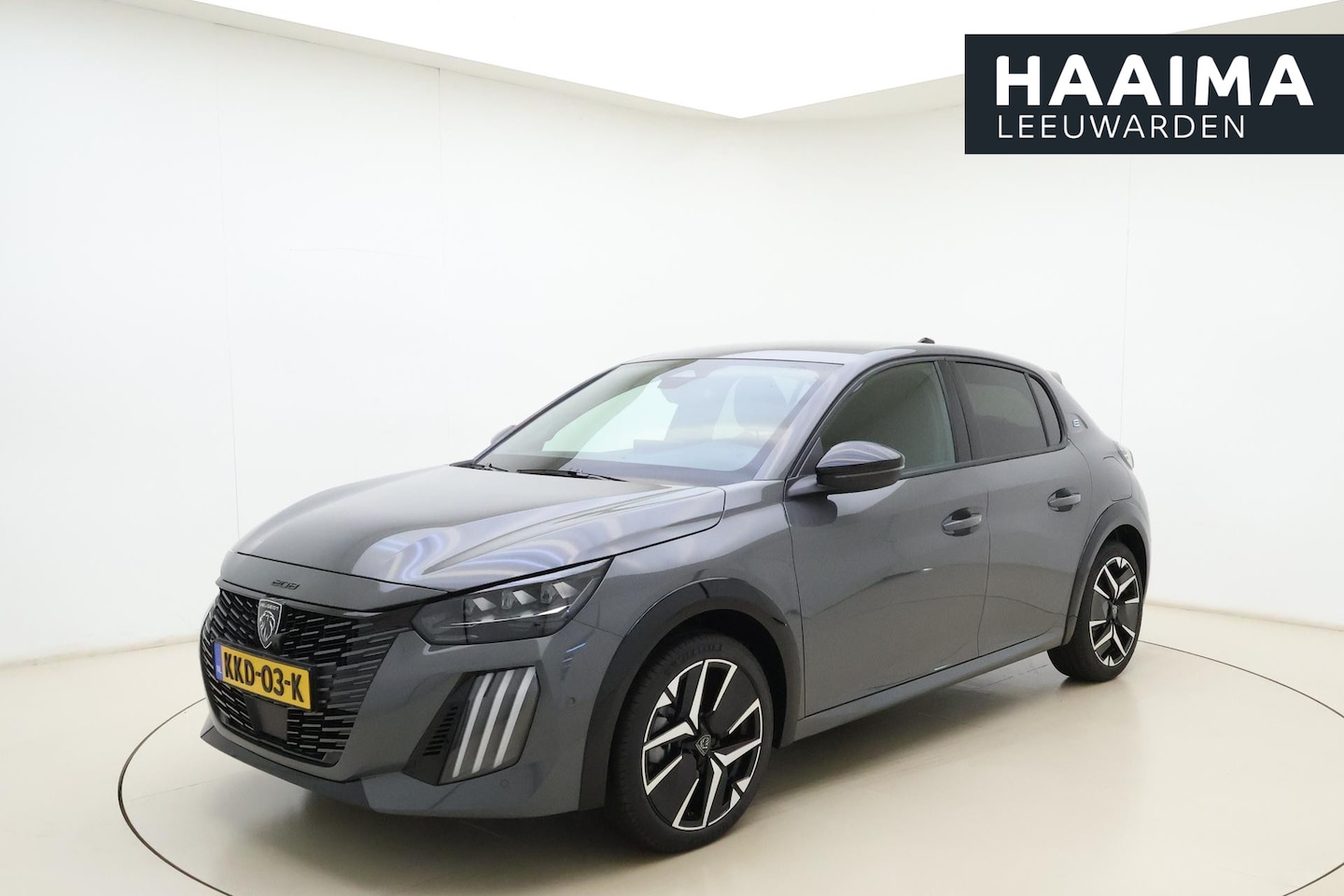 Peugeot e-208 - EV GT Avantage 51 kWh Alcantara® Executive Interior l Drive Assist Plus Pack l Navigation - AutoWereld.nl