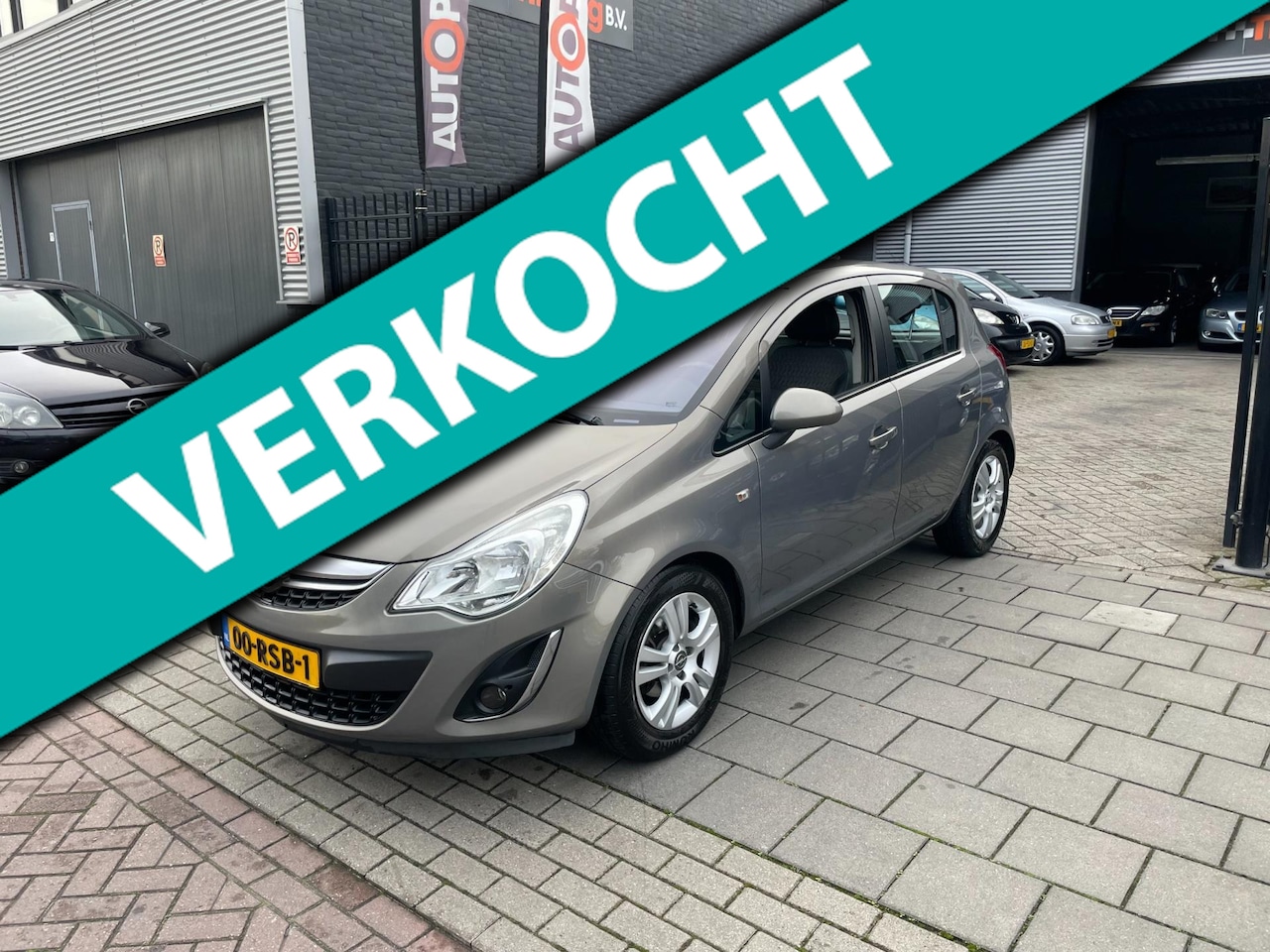Opel Corsa - 1.3 CDTi EcoFlex S/S Cosmo 1e Eigenaar! Airco PDC NAP APK - AutoWereld.nl