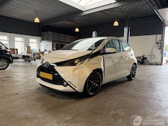 Toyota Aygo - 1.0 VVT-i x-play NAP