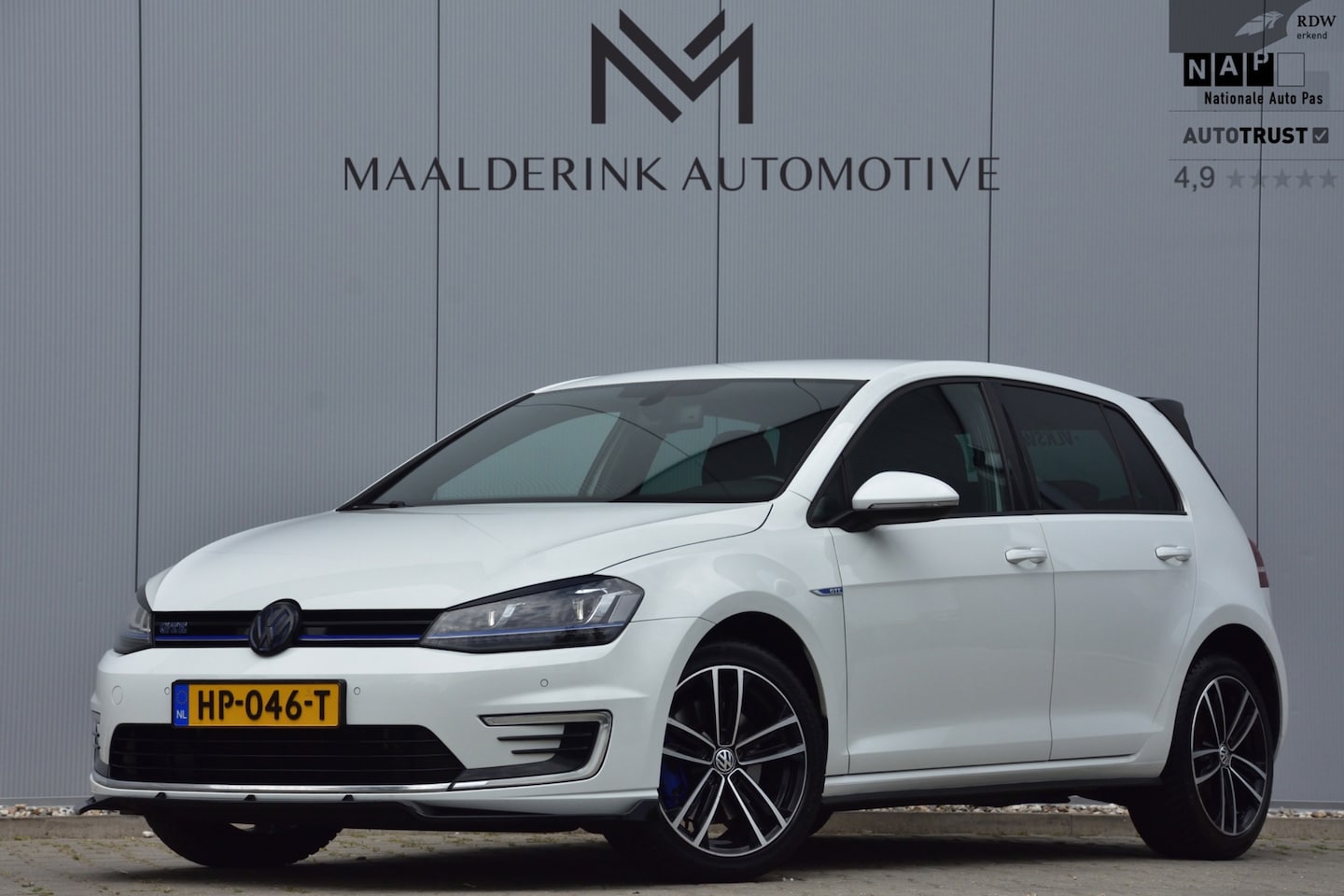 Volkswagen Golf - 1.4 TSI 307pk GTE NAP, ZIE OPMERKING! HANDEL / EXPORT - AutoWereld.nl