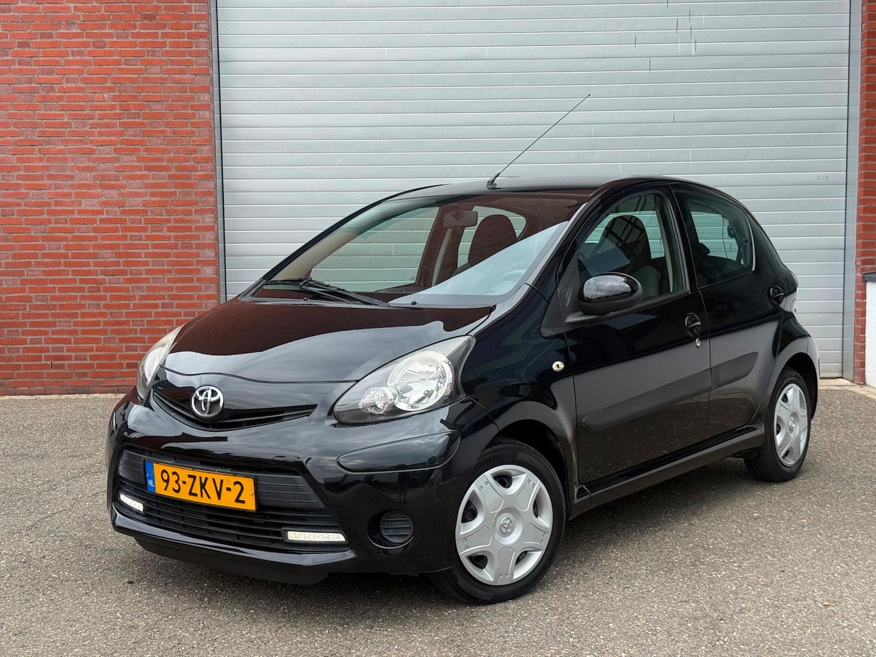 Toyota Aygo - 1.0 VVT-i Aspiration | AIRCO | AUTOMAAT | NAP | NEW APK - AutoWereld.nl