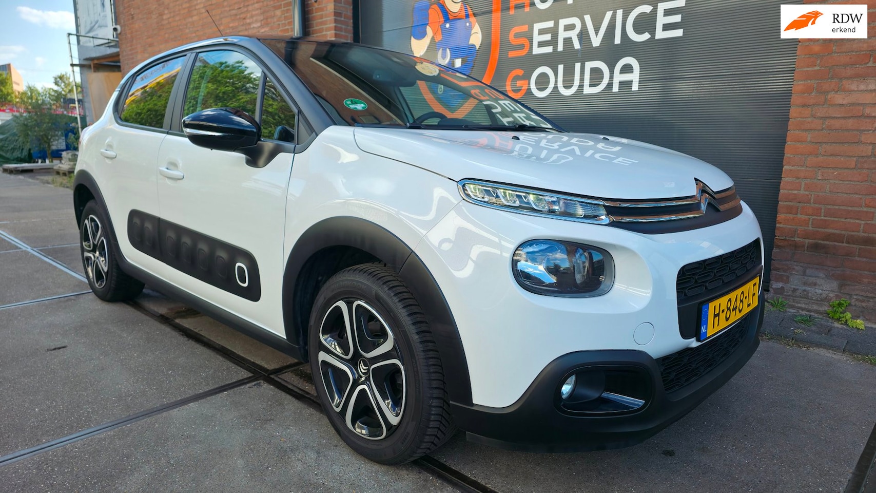 Citroën C3 - 1.2 PureTech S&S Feel Edition l Carplay l - AutoWereld.nl