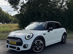 MINI 5-Deurs - 1.5 Cooper John Cooper Works