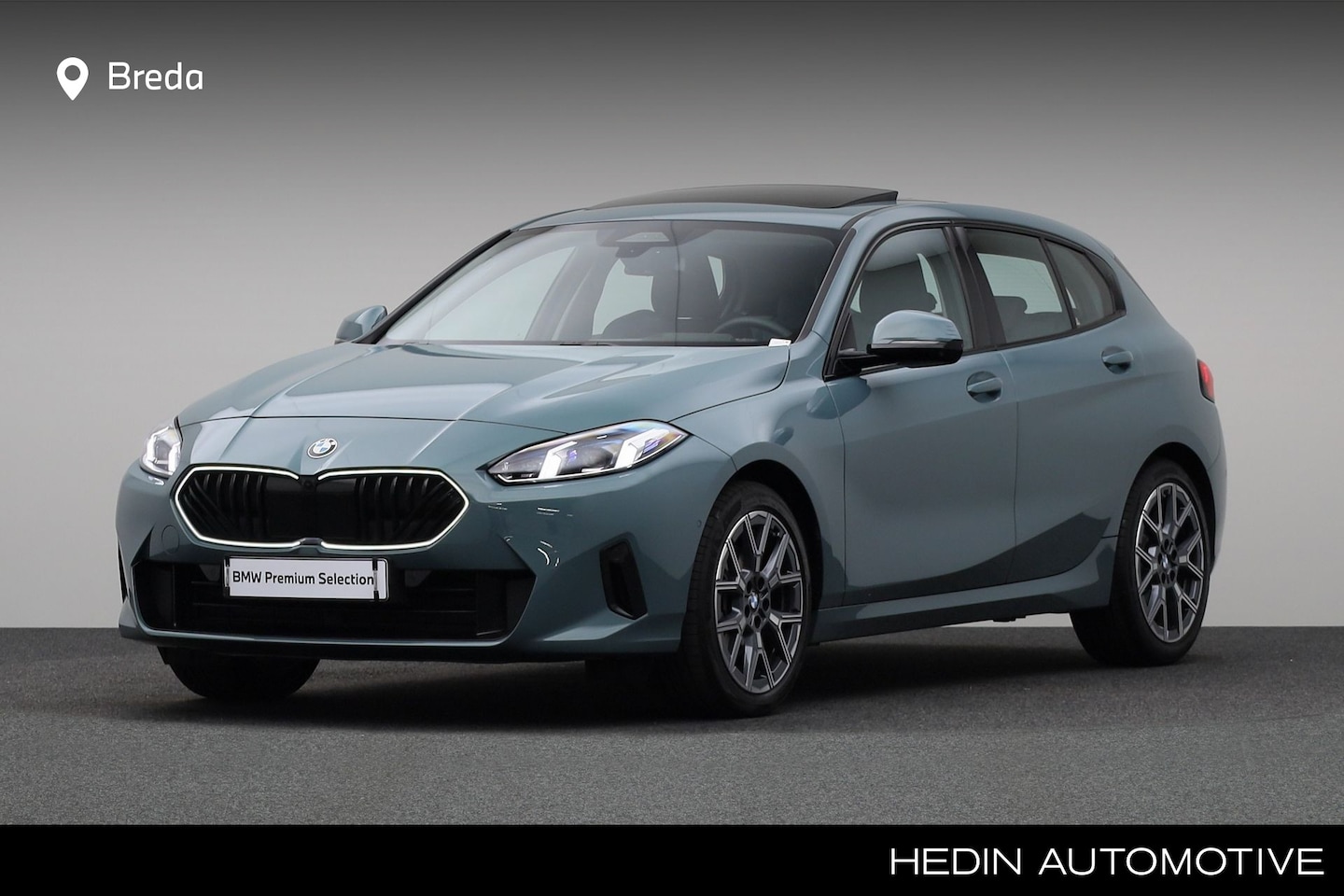 BMW 1-serie - 120 | Stuurwielrand verwarm | Harman Kardon | Glazen Panoramadak | Head-Up Display | Parke - AutoWereld.nl