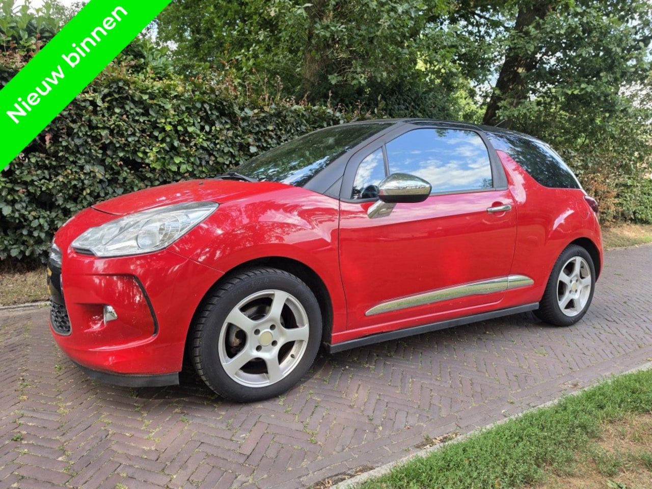 Citroën DS3 - 1.6 e-HDi So Chic 1.6 e-HDi So Chic - AutoWereld.nl