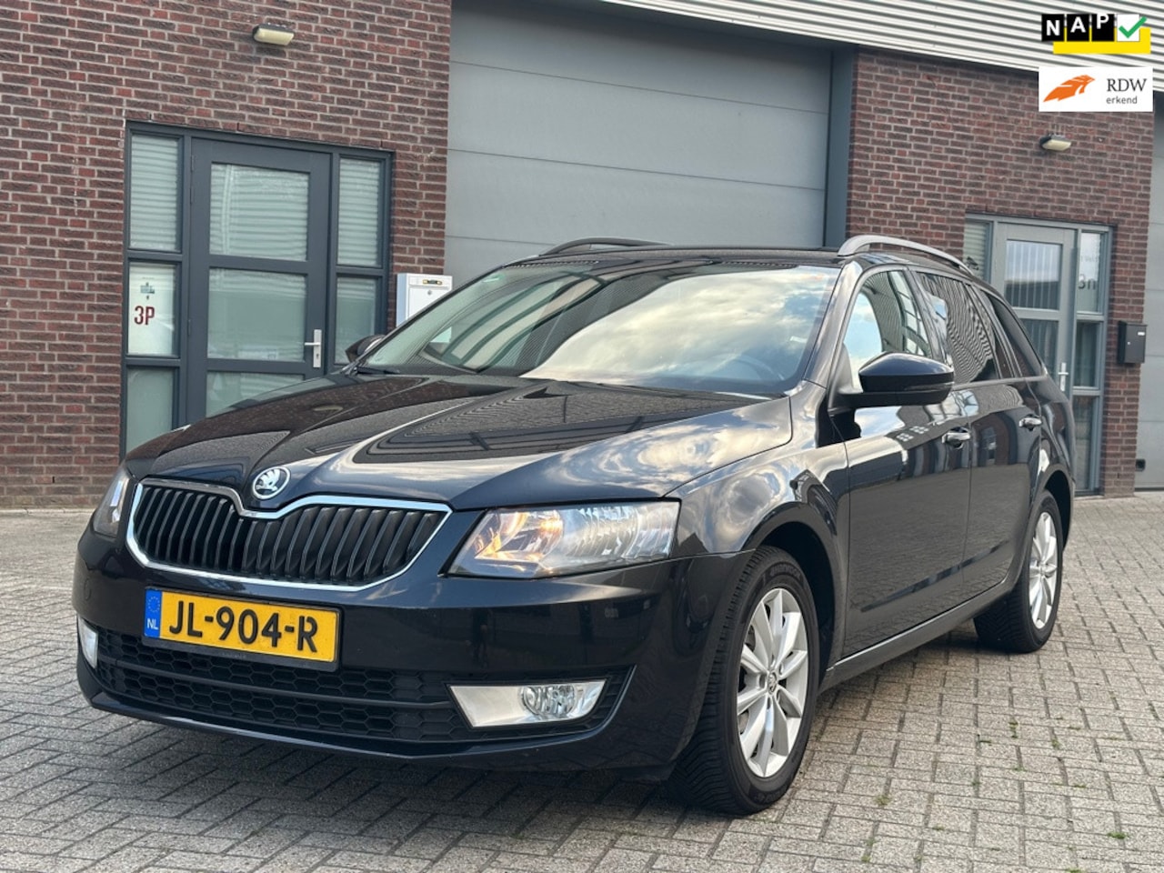 Skoda Octavia Combi - 1.6 TDI Greentech Ambition Business 1.6 TDI Greentech Ambition Business - AutoWereld.nl
