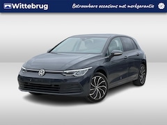 Volkswagen Golf - 1.5 eTSI 130PK DSG Life / Panoramadak / Trekhaak / Digital Cockpit Pro / App Connect / 17'