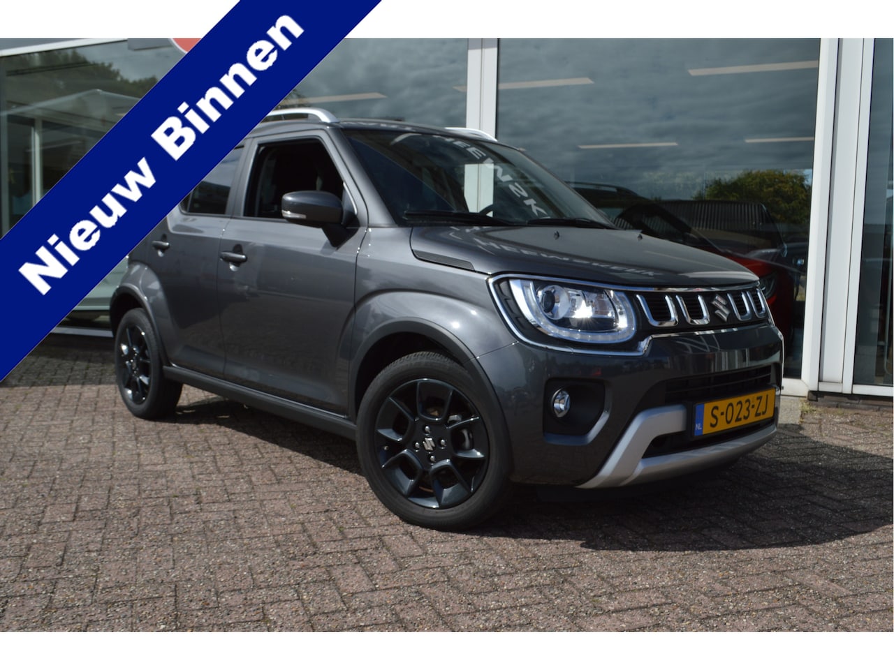 Suzuki Ignis - 1.2 Smart Hybrid Style | Orig. NL auto | Climate C. | Android/Apple 1e eigenaar - AutoWereld.nl