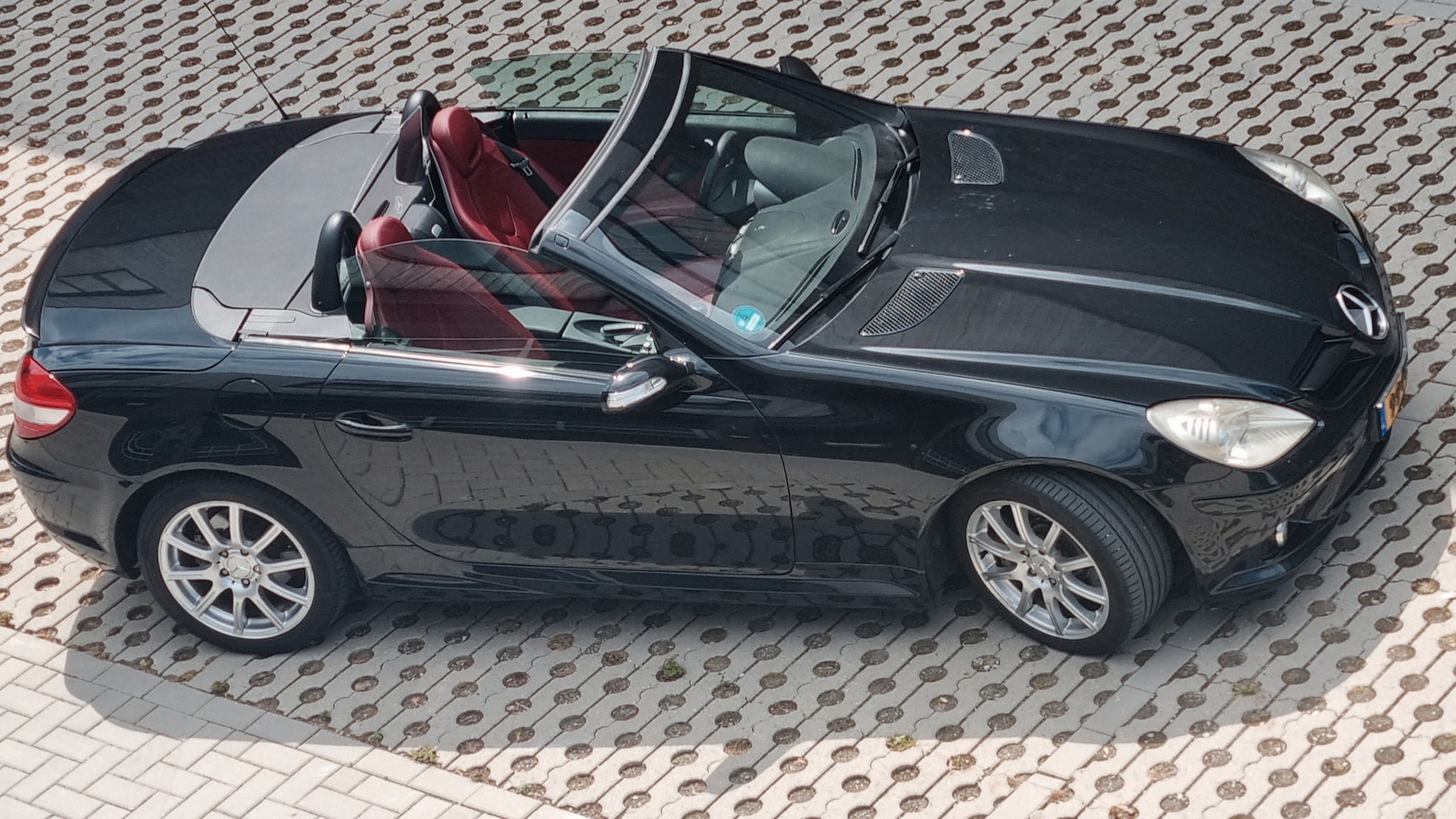 Mercedes-Benz SLK-klasse - 350 Sportpackage/BRABUS/AMG/SCHAKELFLIPPERS - AutoWereld.nl