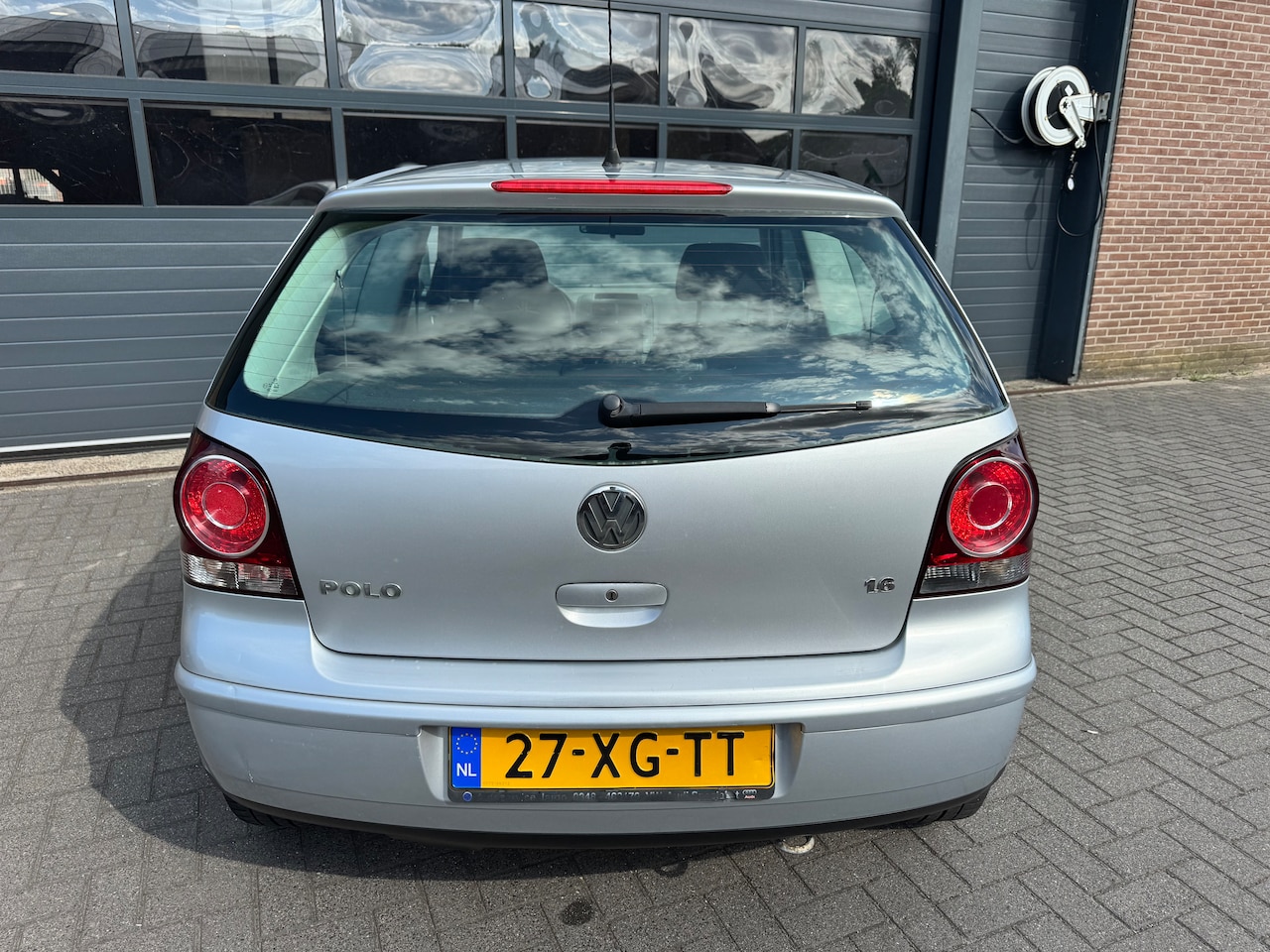 Volkswagen Polo - 1.6-16V Optive Airco/All season banden