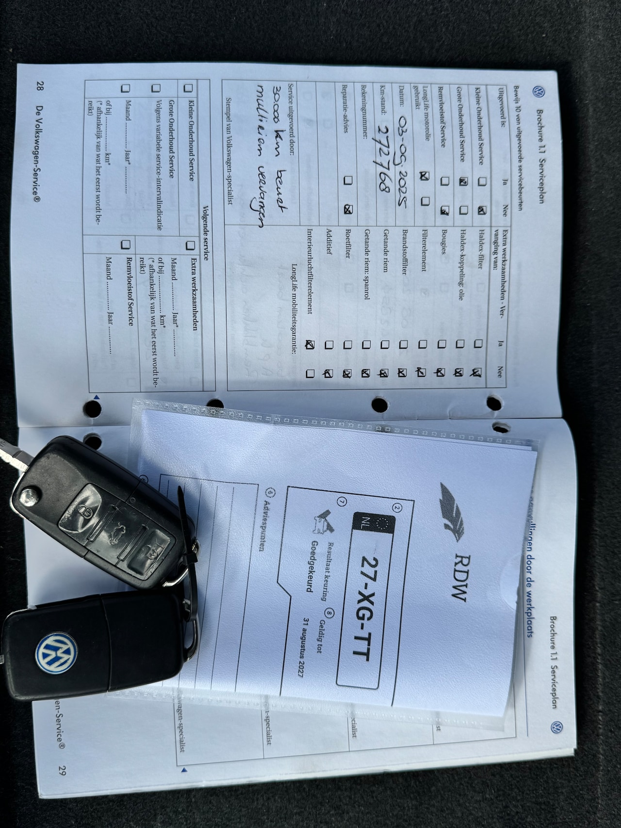 Volkswagen Polo - 1.6-16V Optive Airco/All season banden