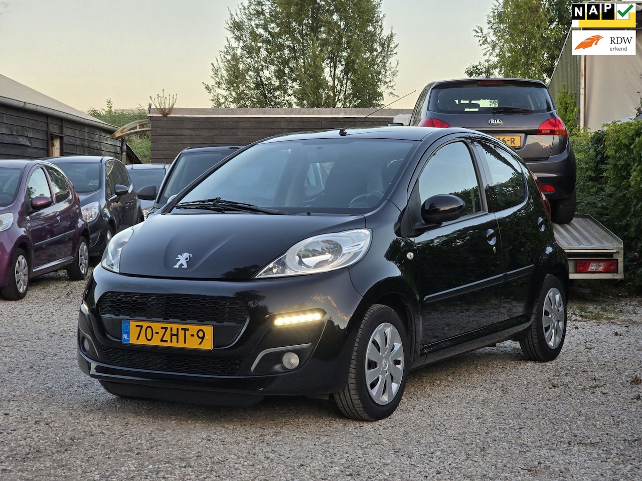 Peugeot 107 - 1.0 Active Automaat!/Airco/LED/72.000km!/Facelift - AutoWereld.nl