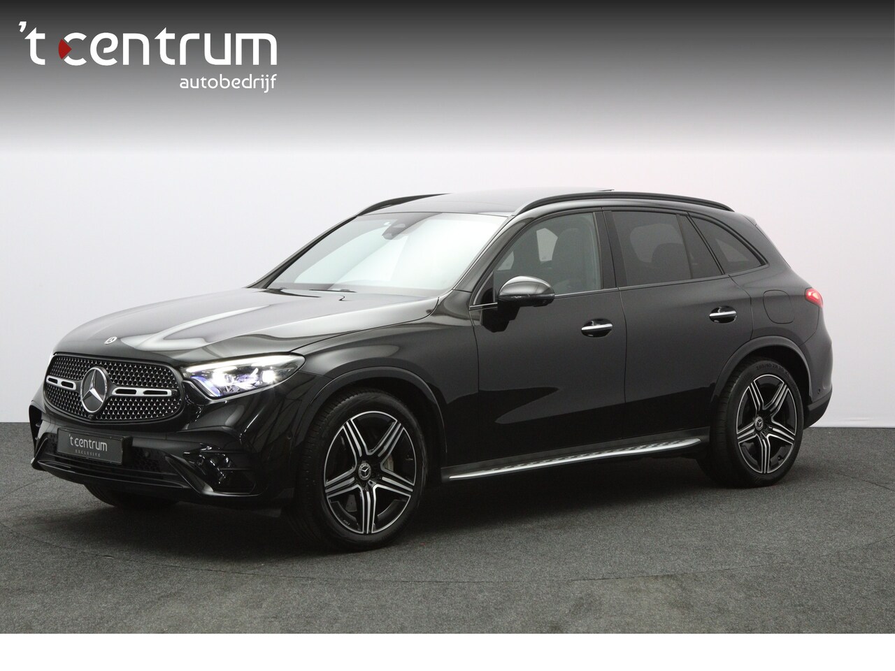 Mercedes-Benz GLC-klasse - 300e 4MATIC 313 PK AMG Line PHEV, Trekhaak, Panoramadak, Luchtvering, 4-Wielsturing, Head- - AutoWereld.nl